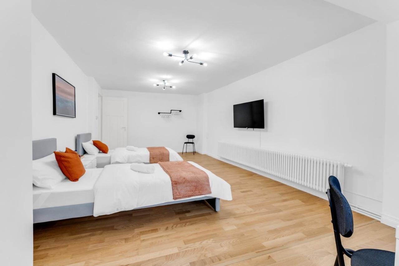 Апартаменты 2 Apartments,4 Betten,zentral Am Sbahnhof Koepenick,vollmoebliert Берлин